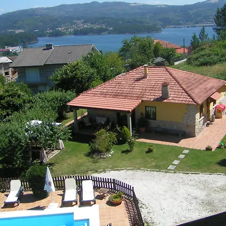 Casa Rural Pontevedra con piscinajardínbarbacoa-3